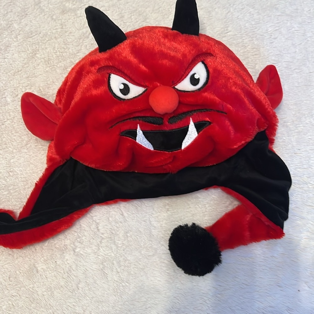 Red Devil plush headwear - Picture 7 of 7